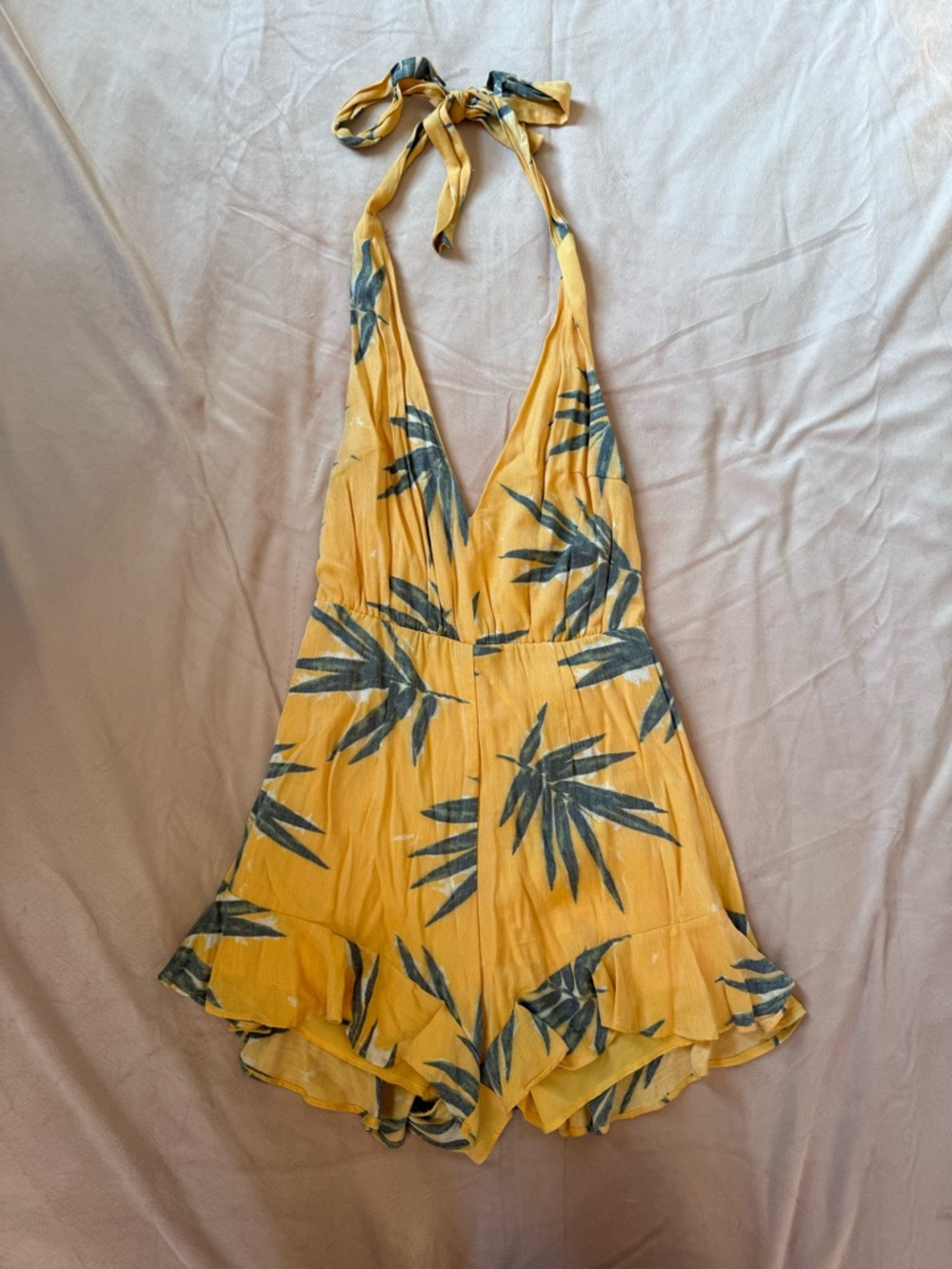Super cute yellow romper